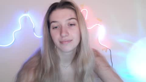 honeyveil online show from 03.31.26