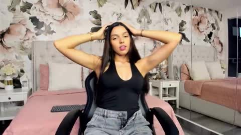 Honey online show from 04.24.26