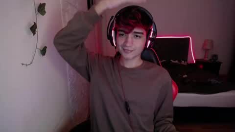 Esteban online show from 09.13.25