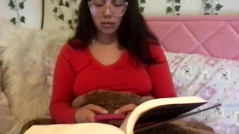 Snapshot of honeyy_89 chatting on 01.17.26 honeyyy89 online show from 01.17.26