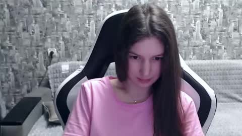 Nancy online show from 12.17.24