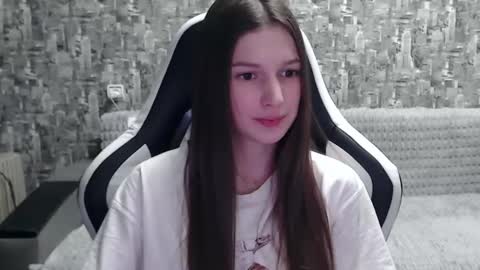 Nancy online show from 01.04.25