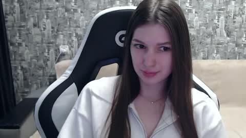 Nancy online show from 01.15.25