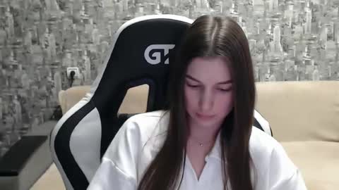 Nancy online show from 01.22.25