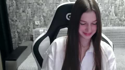 Nancy online show from 02.04.25