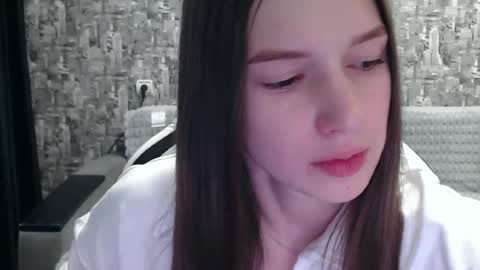Nancy online show from 02.06.25
