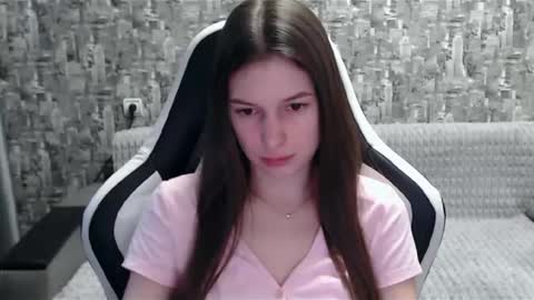 Nancy online show from 02.11.25