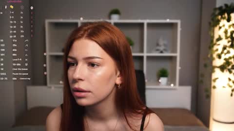 honneybunneey online show from 10.30.25