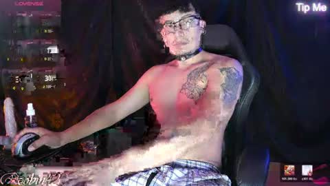 Snapshot of honter20 chatting on 07.12.26 robiin online show from 07.12.26
