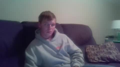 Snapshot of hookedonphonics105 chatting on 10.22.25 hookedonphonics105 online show from 10.22.25