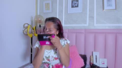 holly online show from 03.03.26