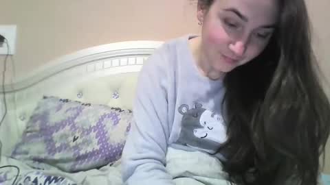 hootloove69 online show from 01.18.25