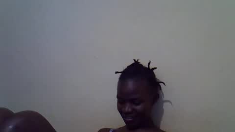 Snapshot of hope_terry chatting on 02.13.25 hope_terry online show from 02.13.25