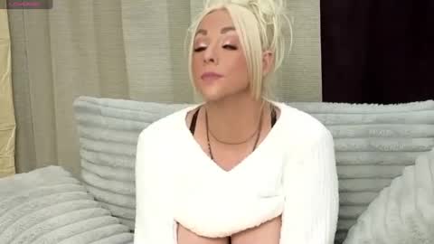 Hope Daylee online show from 10.06.25