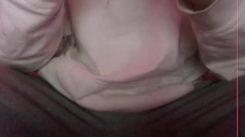 Snapshot of hopps28 chatting on 02.02.25 hopps28 online show from 02.02.25