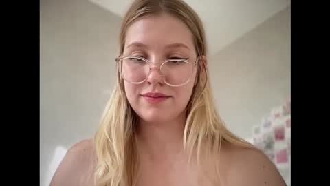 Audrey online show from 09.27.25