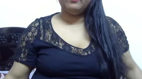 horneydesibabe online show from 12.18.24