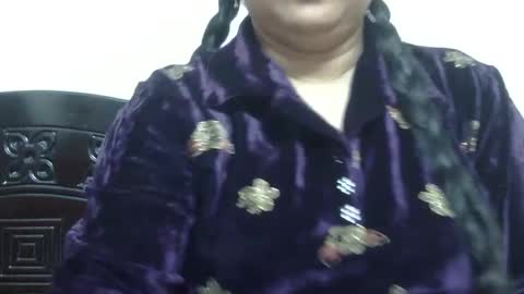 horneydesibabe online show from 12.21.24