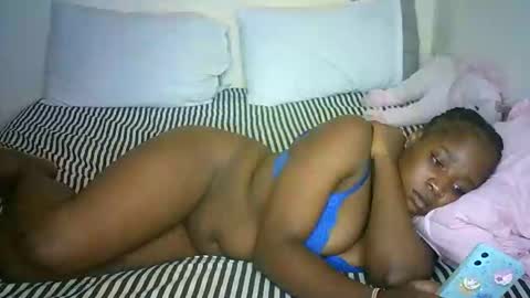 Snapshot of hornny4amani chatting on 02.01.25 AMANI online show from 02.01.25