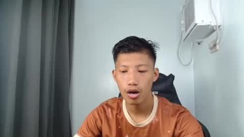 Snapshot of horny_asianmoreno chatting on 10.07.25 ROGER online show from 10.07.25