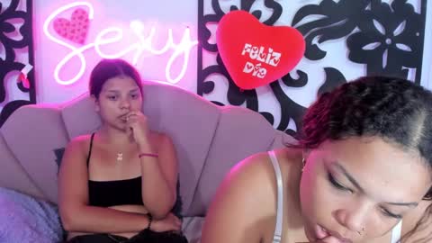 CATALINA Y LAURA  online show from 02.18.25