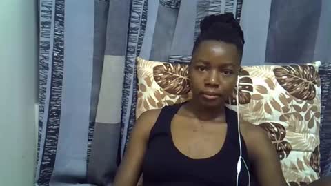 Leila online show from 04.15.26