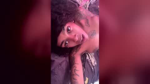 welcome to paradise  online show from 04.10.26