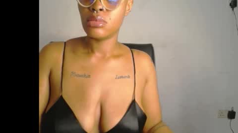 horny_ebonygirl_ online show from 02.08.26