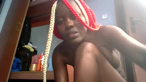 horny_lunah online show from 04.19.26