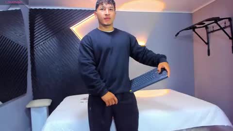 horny_nick18 online show from 03.29.26