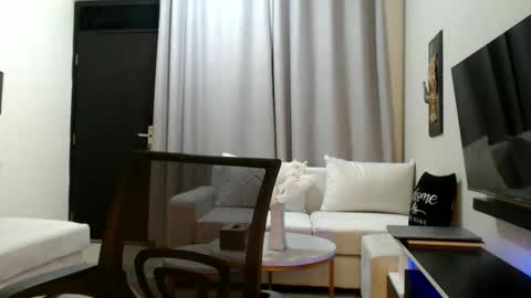 Snapshot of horny_princcess chatting on 05.24.26 horny_princcess online show from 05.24.26