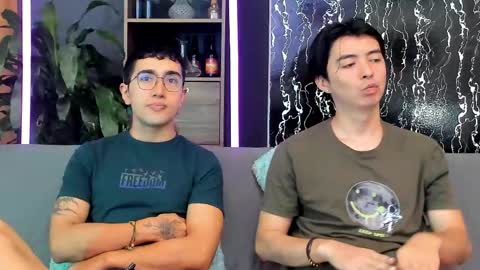 Alex and Camilo online show from 05.12.26