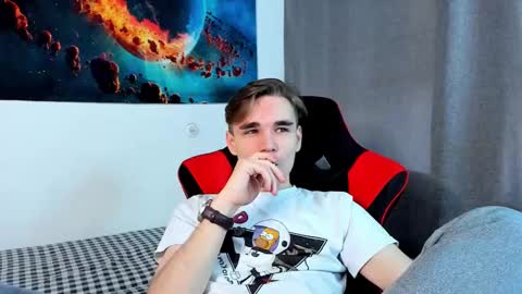 Max online show from 02.11.25