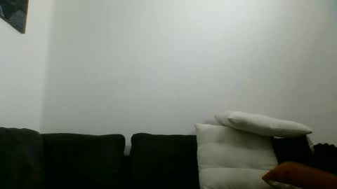 Snapshot of hornyartis69 chatting on 05.27.26 hornyartis69 online show from 05.27.26