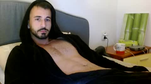 hornyasfuckk33 online show from 12.15.25