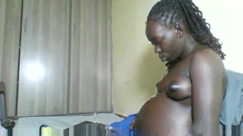 Yvy online show from 09.28.25