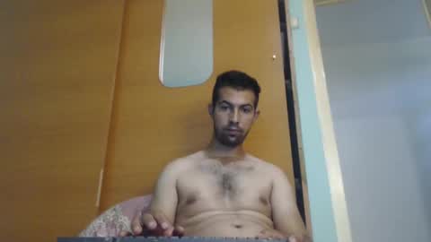 hornyboy4u231 online show from 09.10.25