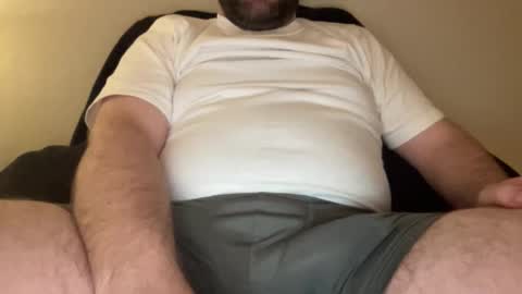 Snapshot of hornychef_92 chatting on 12.14.25 hornychef 92 online show from 12.14.25