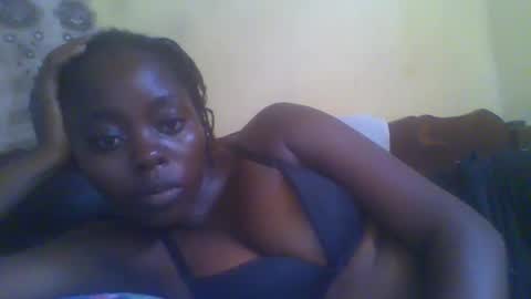 Snapshot of hornygal001 chatting on 12.02.24 hornygal001 online show from 12.02.24