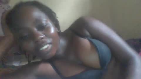 Snapshot of hornygal001 chatting on 12.09.24 hornygal001 online show from 12.09.24