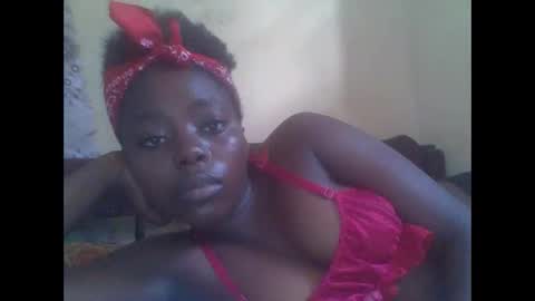 Snapshot of hornygal001 chatting on 12.13.24 hornygal001 online show from 12.13.24