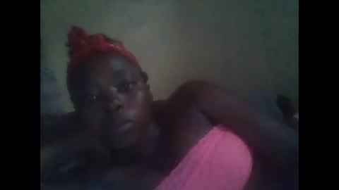 Snapshot of hornygal001 chatting on 12.24.24 hornygal001 online show from 12.24.24