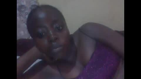 Snapshot of hornygal001 chatting on 01.06.25 hornygal001 online show from 01.06.25