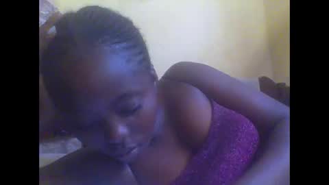 Snapshot of hornygal001 chatting on 01.07.25 hornygal001 online show from 01.07.25