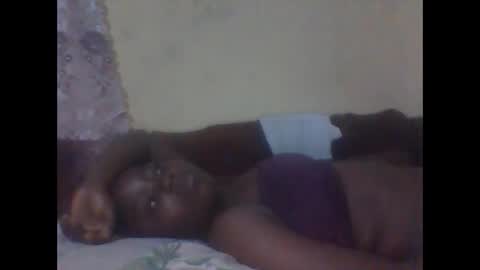 Snapshot of hornygal001 chatting on 01.24.25 hornygal001 online show from 01.24.25