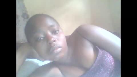 Snapshot of hornygal001 chatting on 02.18.25 hornygal001 online show from 02.18.25