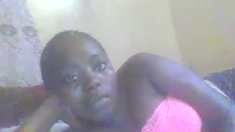 Snapshot of hornygal001 chatting on 02.19.25 hornygal001 online show from 02.19.25