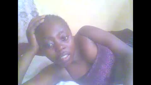 Snapshot of hornygal001 chatting on 02.19.25 hornygal001 online show from 02.19.25