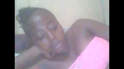 Snapshot of hornygal001 chatting on 09.09.25 hornygal001 online show from 09.09.25