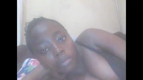 Snapshot of hornygal001 chatting on 09.15.25 hornygal001 online show from 09.15.25